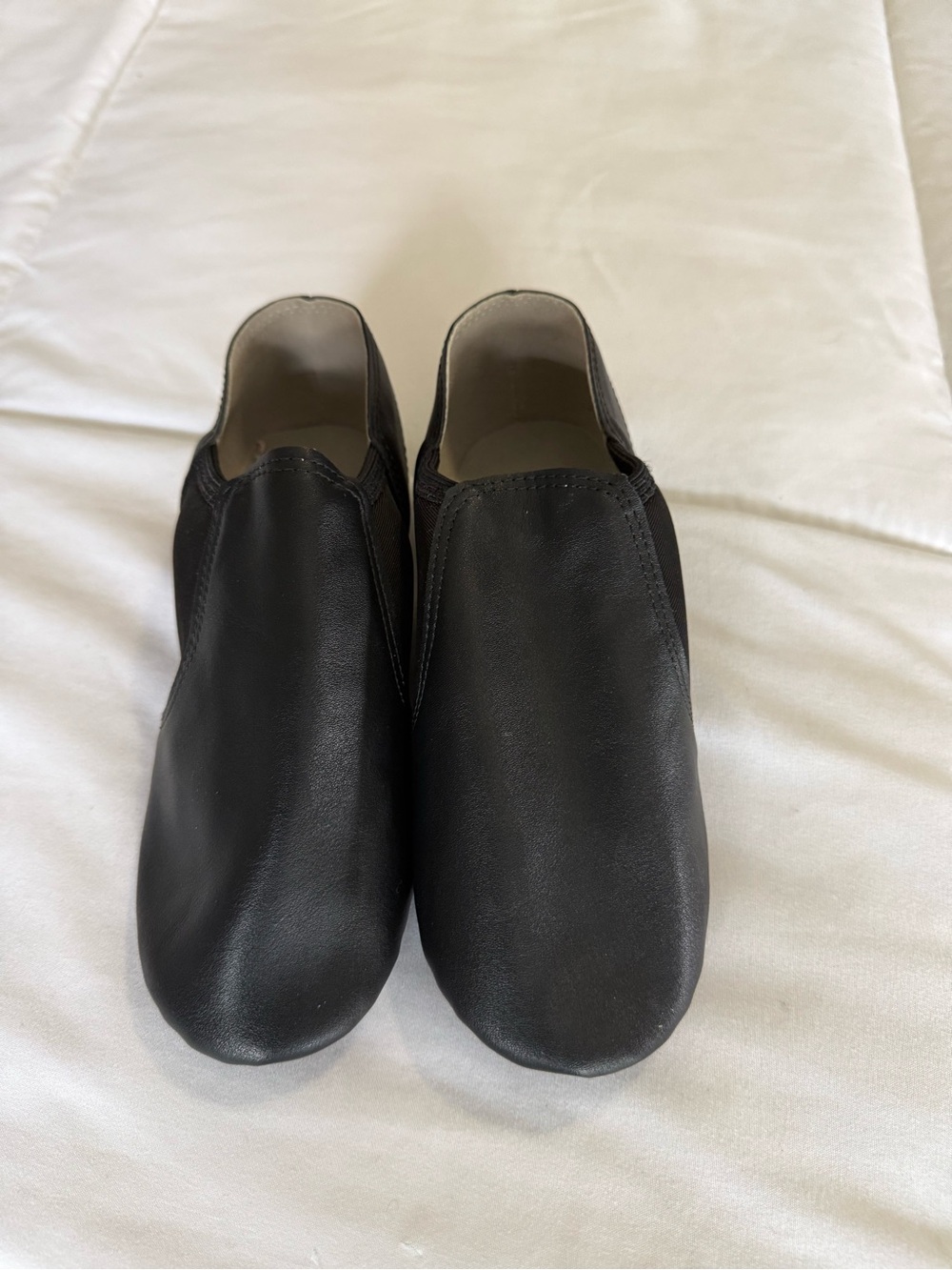 Girls Jazz dance shoes Black Slip-On Leather Shoes